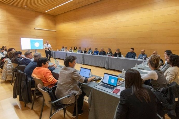 La Rioja inicia la colaboración con SEGITTUR en la creación de experiencias agroturísticas