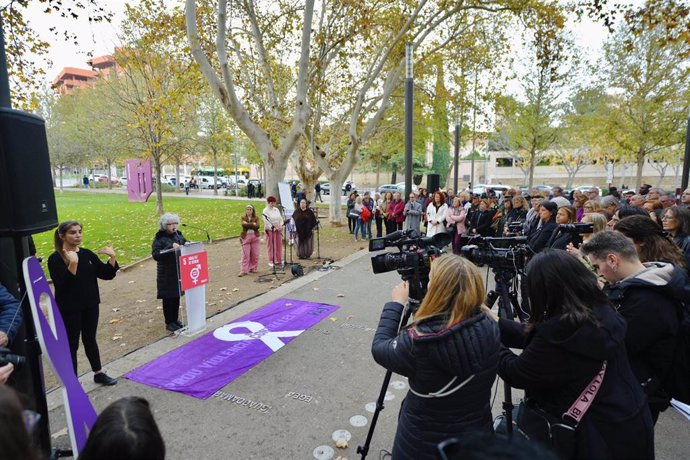 Acto de conmemoración del Día Internacional de la Eliminación de la Violencia contra la Mujer en Lleida