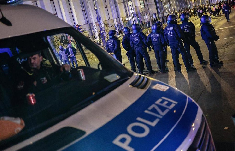 Archivo - Agentes de Policía de Alemania en Berlín