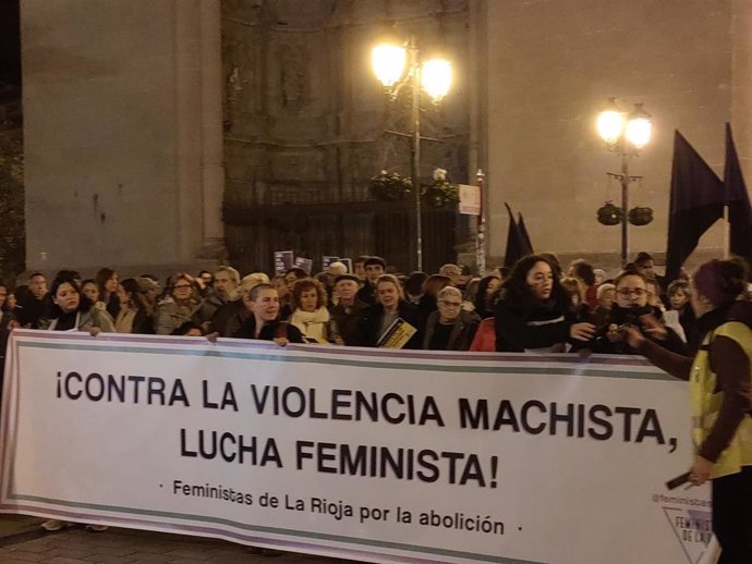 Manifestación del Movimiento Feminista por las calles de La Rioja