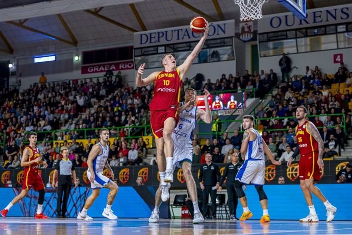 La selección española masculina de baloncesto ante Eslovaquia