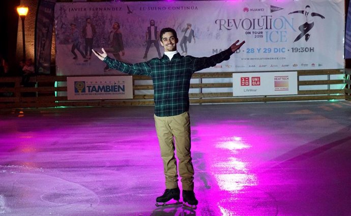 Archivo - El patinador español Javier Fernández, en un acto de 'Revolution on Ice'.