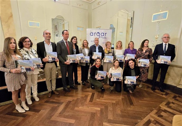 Presentación del calendario solidario 2025.