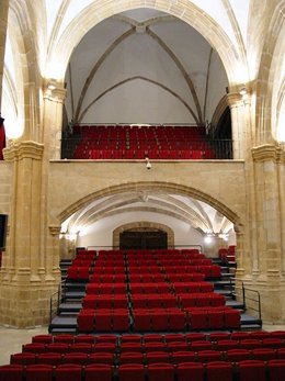 Auditorio del complejo cultural San Francisco donde se entregan los premios de los certámenes literarios de la Diputación de Cáceres