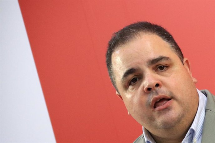 El parlamentario autonómico por el PSOE de Jaén Victor Torres.