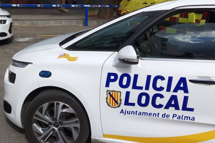 Archivo - Coche de la Policía Local de Palma