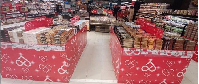 Campaña de Navidad en las tiendas de Eroski