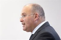 El PP avisa a Sánchez que si no da explicaciones mañana sobre la "corrupción", abrirá una ofensiva contra sus ministros