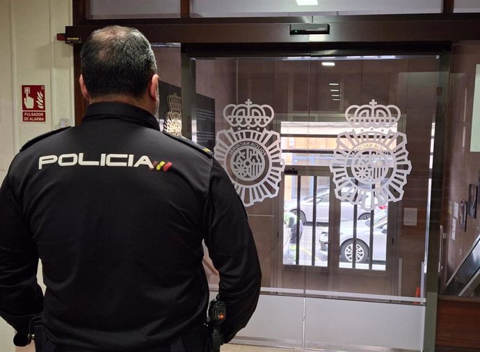 Un agente de la Policía Nacional de Valladolid.