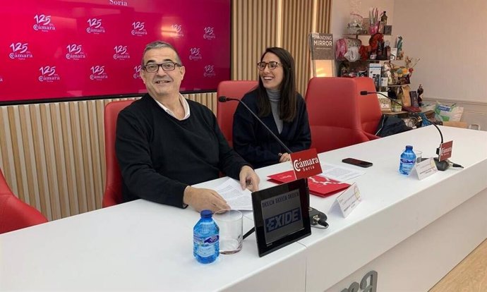 Alberto Santamaría y Patricia Ceña presentan el Encuentro Tecnológico que se celebrará en Soria.