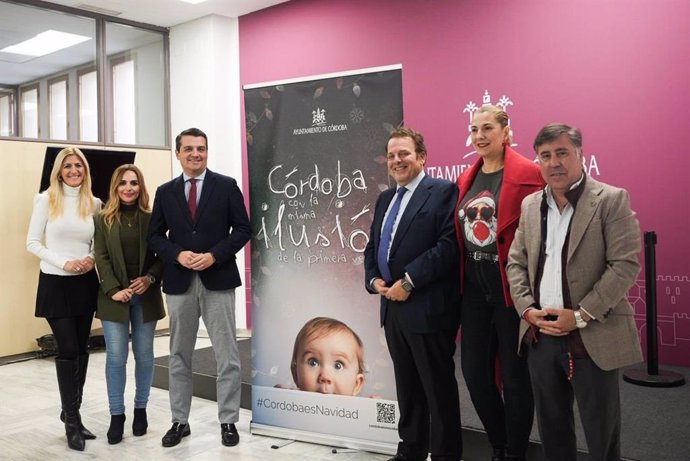 Presentación de la programación de las Fiestas de Navidad en Córdoba, con el lema de 'La ilusión de la primera vez'.