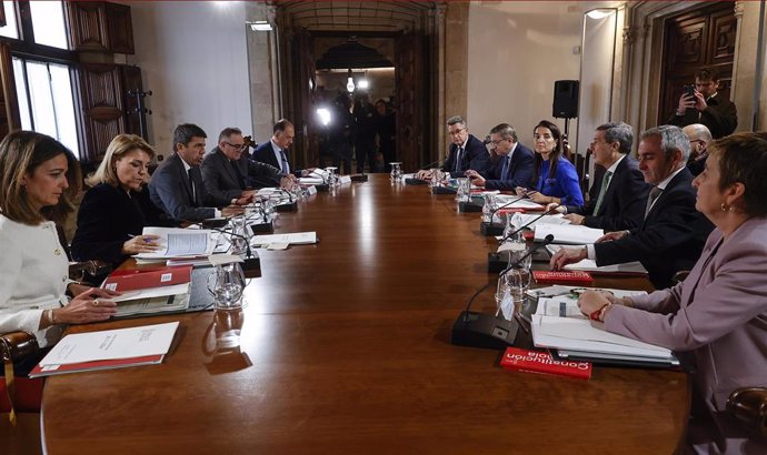 Vista general de la reunión del Consell de Valencia, en el Palau de la Generalitat