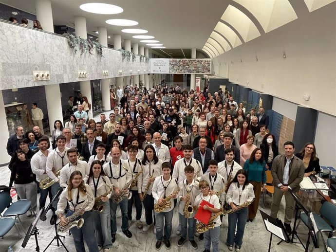 Asistentes al acto en el Hospital Reina Sofía.