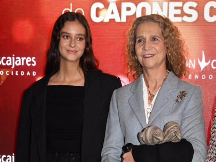 LA INFANTA ELENA Y SU HIJA, VICTORIA FEDERICA, PRESIDEN LA XXV EDICIÓN DE LA SUBASTA DE CAPONES DE CASCAJARES