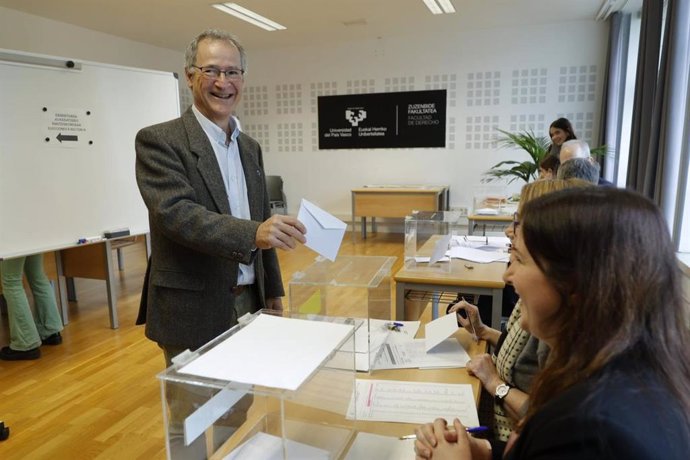 Joxerra Bengoetxea, nuevo Rector de la UPV/EHU