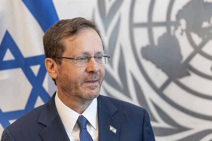 Archivo - July 20, 2023, New York, New York, United States: President of Israel Isaac Herzog meets with Secretary-General Antonio Guterres at UN Headquarters in New York