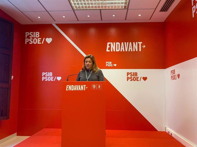 Archivo - La diputada del PSIB-PSOE Mercedes Garrido