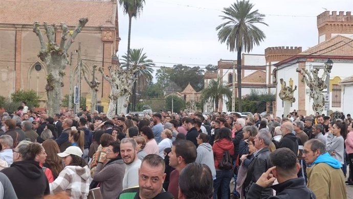 Manifestaciones en Villanueva del Río y Minas por la "inseguridad vecinal".