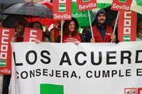 Sindicatos piden la mediación urgente de Moreno ante la "nula" capacidad de negociación de la consejera de Salud