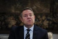 Page, tras confirmar Illa que la Generalitat asumirá inmigración, avisa que "a España cada vez le queda menos Estado"