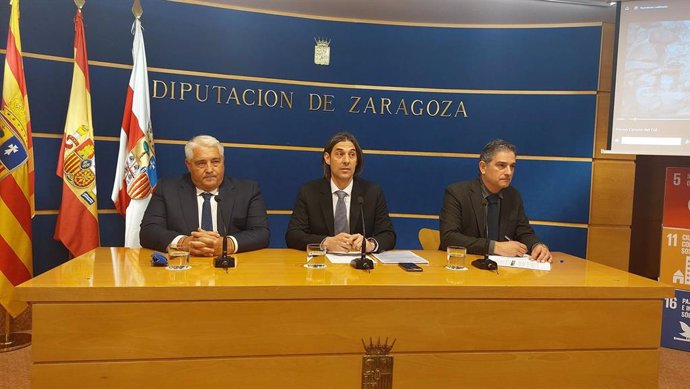 El diputado de Turismo y Deportes de la Diputación de Valencia, Pedro Cuesta; el diputado de la DPZ José Carlos Tirado; y el director gerente del Consorcio Camino del Cid, Alberto Luque.