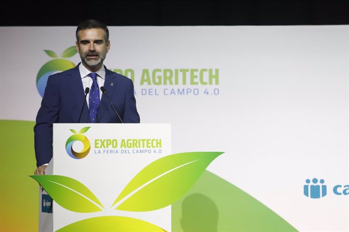 El consejero de Agricultura, Pesca, Agua y Desarrollo Rural, Ramón Fernández-Pacheco, ha anunciado ayudas por 18 millones de euros para los Grupos Operativos de Innovación de Andalucía en el próximo año 2025.