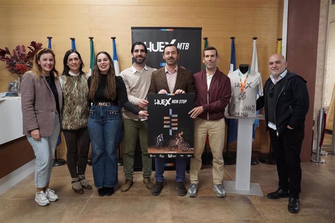 Presentación de la Huex Non Stop en Diputación de Huelva.