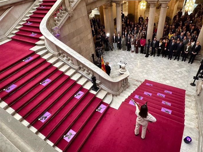 El Parlament commemora el Día Internacional para la Eliminación de la Violencia contra las Mujeres