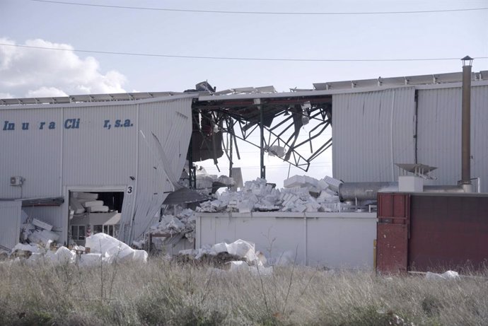 Nau sinistrada d'Indústries Climber SA en un polígon industrial a Ibi, el 27 de novembre del 2024.