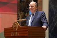 El Gobierno de Javier Milei presume de evitar una crisis inédita en Argentina tras su primer año de gestión