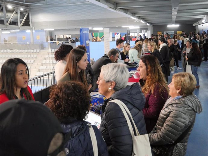 La feria de ocupación TreballemGi de Blanes (Girona)