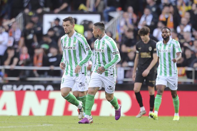 Chimy avila of Betis celebrates a goal during the Spanish league, La Liga EA Sports, football match played between Valencia CF and Real Betis Balompie at Mestalla stadium on November 23, 2024, in Valencia, Spain.