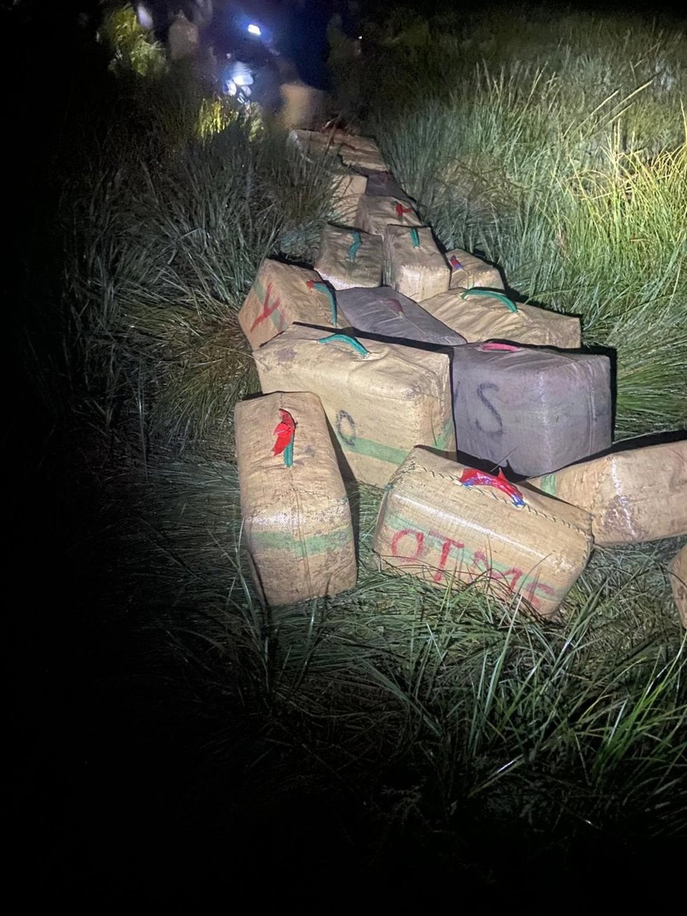 Archivo - Fardos de hachís recuperados en una operación contra el narcotráfico en Sanlúcar en una imagen de archivo. 