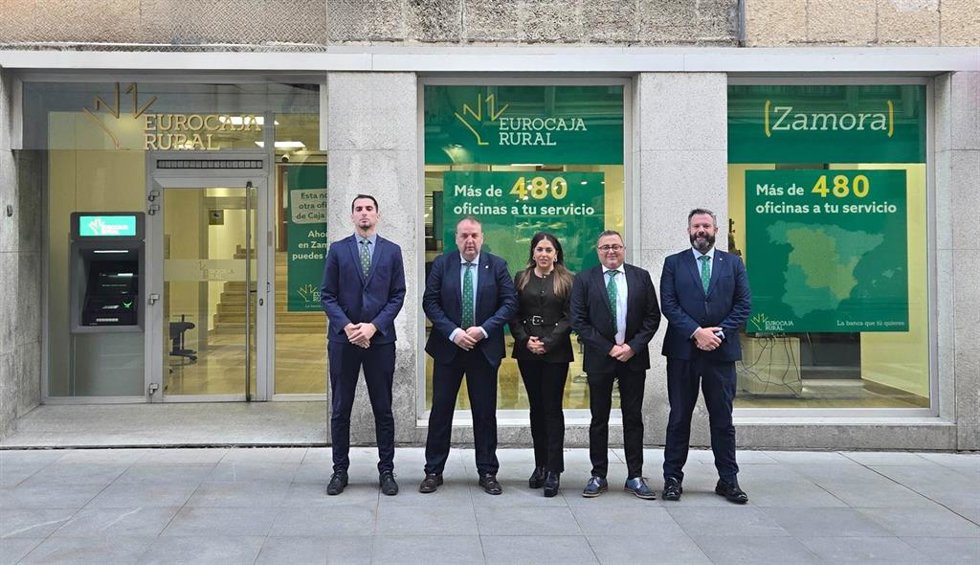 Miguel Colino (I), Antonio José Pérez, Estefanía Martín, José Miguel Vaquero y Carlos Martín-Salas.