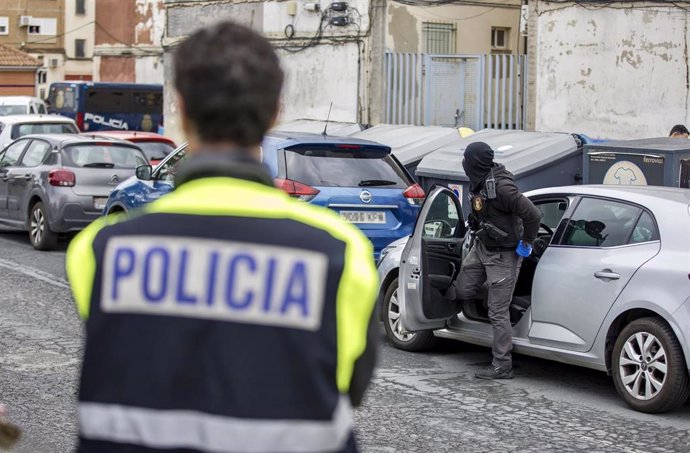 Amplio dispositivo policial en el barrio del Torrejón  el 29 de octubre de 2024. 