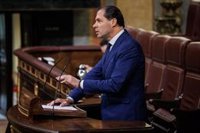 PP y ERC apoyan a una diputada de Podemos que acusa a otro de Vox de gritarle "Tómate la pastilla" en el Congreso