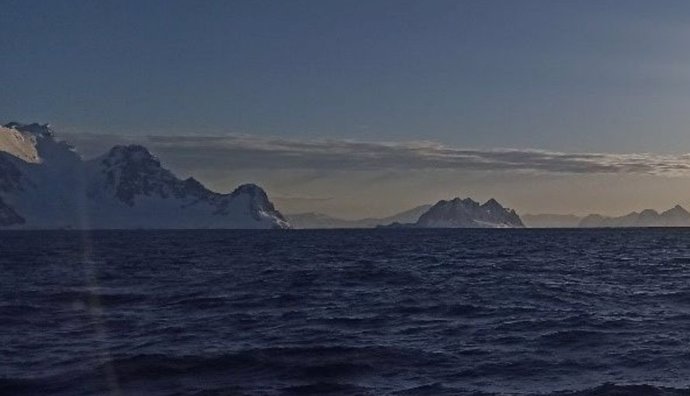 Los océanos emiten azufre y enfrían el clima más de lo que se creía.