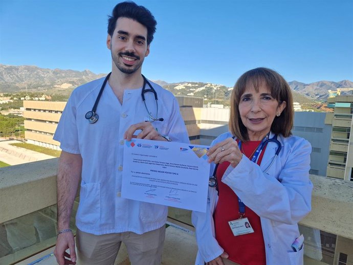 La jefa del servicio de Medicina Interna del HUCS, María Dolores Martín Escalante es la investigadora principal de una comunicación que tiene como autor principal a Yamal Jamal Ismail y en la que colabora el facultativo especialista Raúl Quirós.