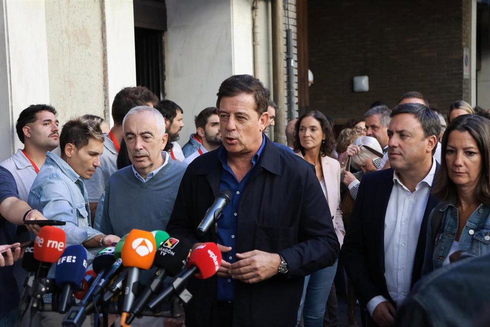 Archivo - El secretario xeral del PSdeG, José Ramón Gómez Besteiro, a su llegada al Comité Federal del PSOE.