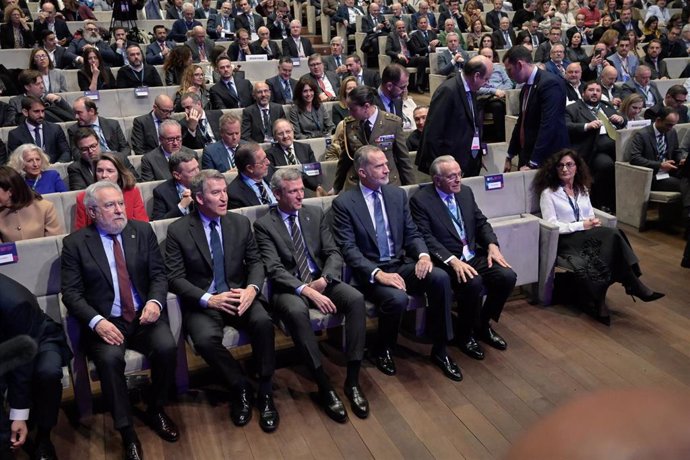 Archivo - A Coruña.- S.M. El rey Felipe clausura el XXIII Congreso de Directivos . Participan, entre otros, el presidente de la Xunta, Alfonso Rueda