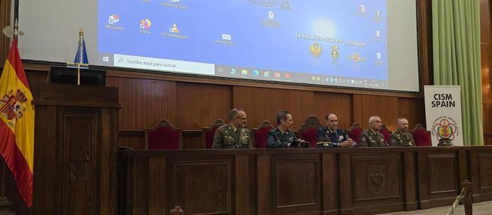 La primera edición del Congreso de Deporte Militar Español reúne a más de 120 participantes