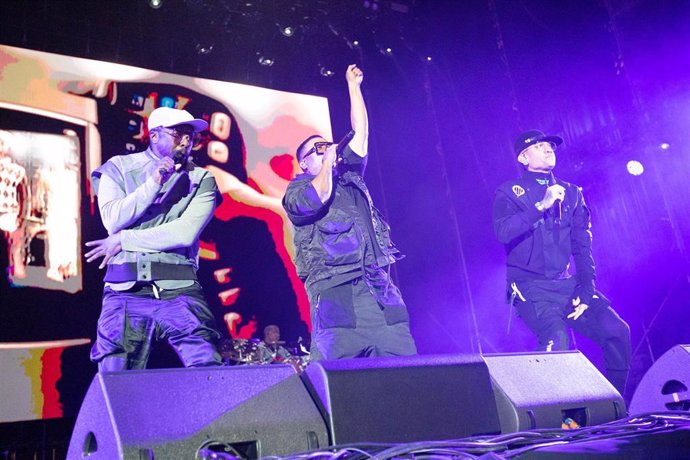 Archivo - La banda de hip hop Black Eyed Peas durante su actuación en la sexta edición del Mallorca Live Festival,en el Antiguo Aquapark de Calvià, a 20 de mayo de 2023