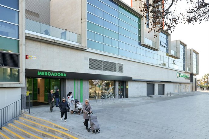 Nueva tienda de Mercadona en L'Hospitalet de Llobregat (Barcelona).