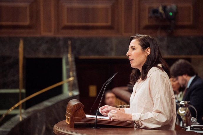 Archivo - La diputada de VOX Rocío de Meer interviene durante un pleno en el Congreso de los Diputados, a 13 de junio de 2024, en Madrid (España). 