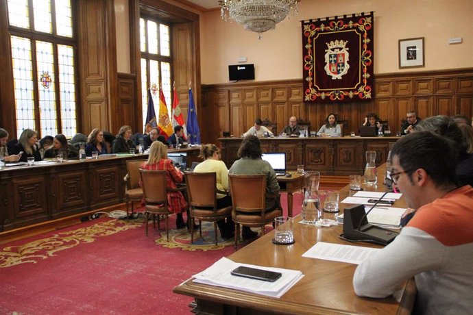 Imagen del pleno de noviembre del Ayuntamiento de Palencia)