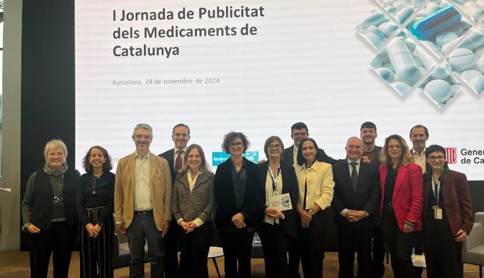 Participantes en la I Jornada de Publicitat dels Medicaments de Catalunya, en la que Generalitat y Farmaindustria han estrechado lazos de colaboración