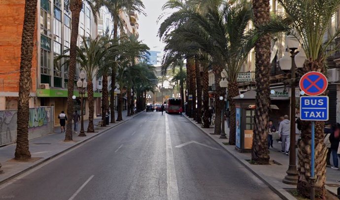 Imagen de archivo de la calle Calderón de la Barca en Alicante.