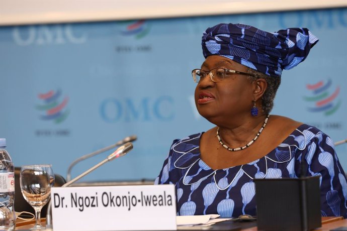 Archivo - HANDOUT - 15 July 2020, Switzerland, Geneva: Nigerian economist, international development expert and candidate for General Director of the World Trade Organization (WTO) Ngozi Okonjo-Iweala delivers a speech at the General Council meeting durin