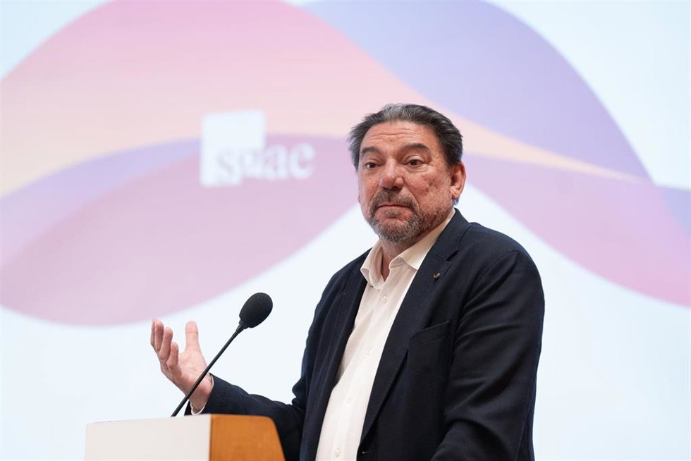 Archivo - El presidente de la Sociedad General de Autores y Editores (SGAE), Antonio Onetti , durante el acto en el que la Sociedad General de Autores y Editores (SGAE) reconoce a los socios catalanes que han cumplido cincuenta años en la entidad, en la