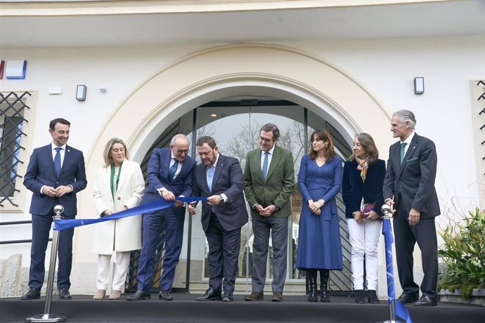 Inauguraci n de la nueva sede de SEA Empresas Alavesas, con intervenciones del presidente de la CEOE, Antonio Garamendi, y representantes institucionales.